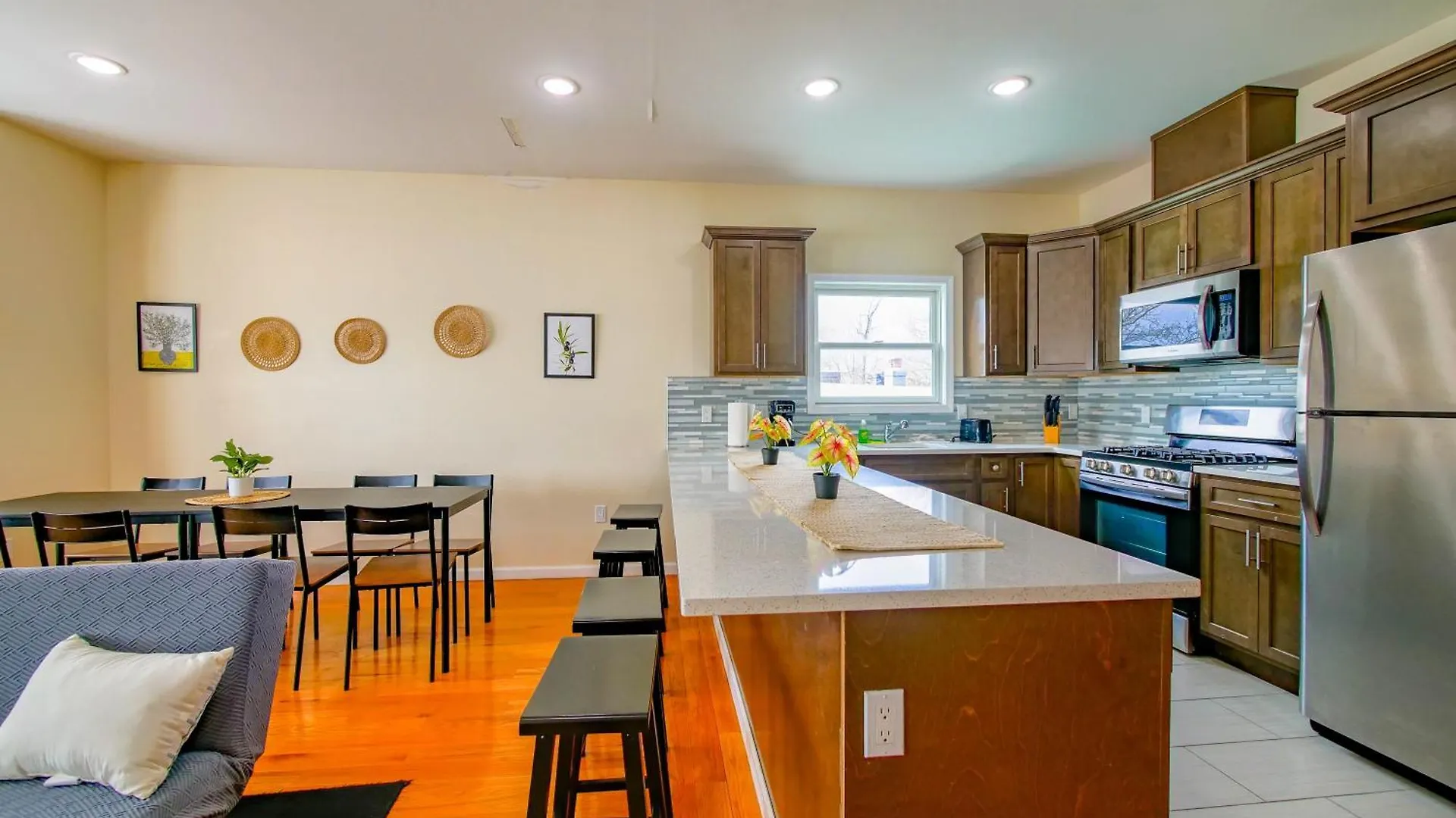 Apartment Pleasing 3Br Apt, Mins To Nyc Jersey City