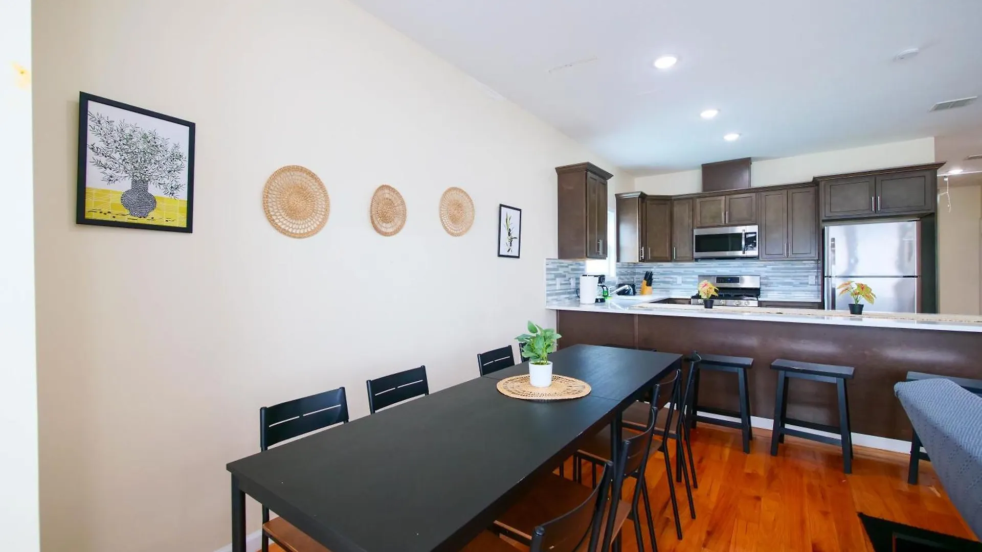 Pleasing 3Br Apt, Mins To Nyc Jersey City Apartment