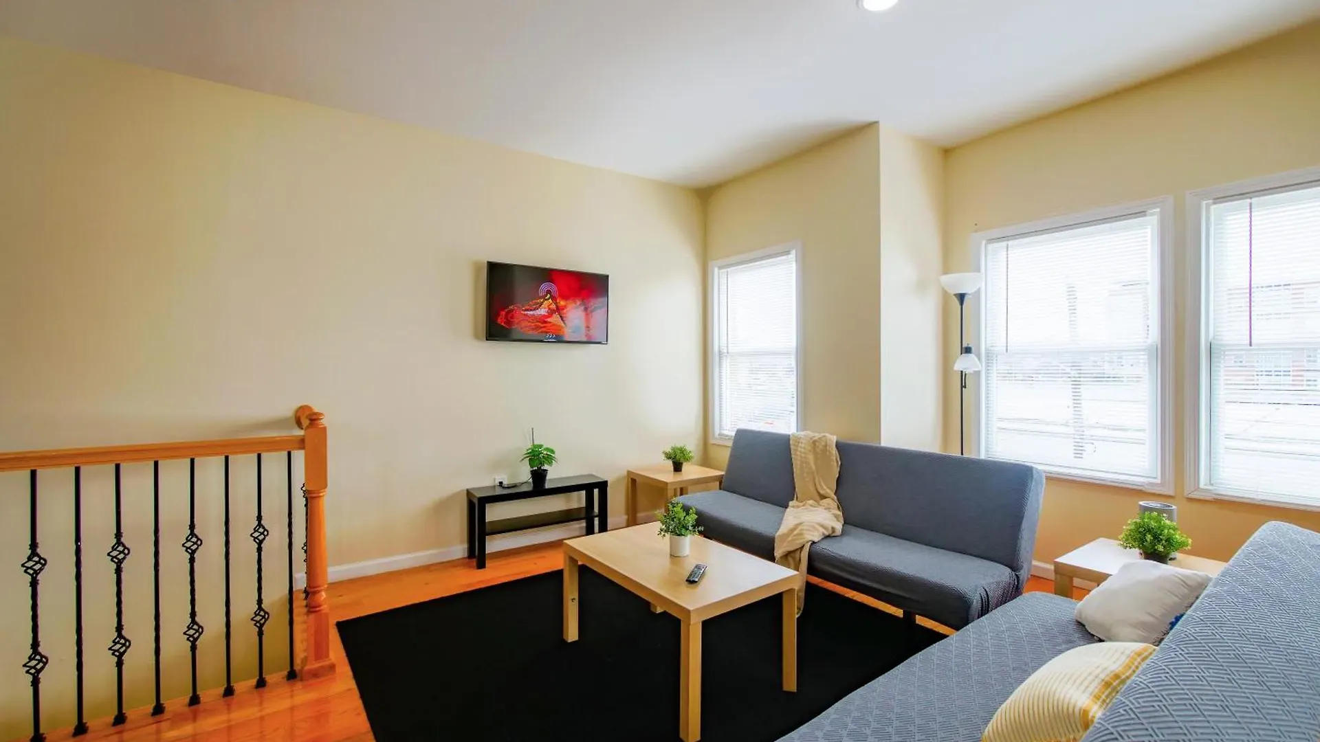 Apartment Pleasing 3Br Apt, Mins To Nyc Jersey City
